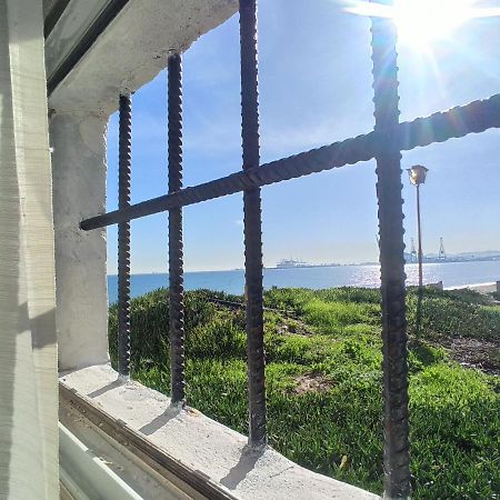 Estudio A Pie De Playa Con Bano Y Cocina Privados Algeciras Exterior photo