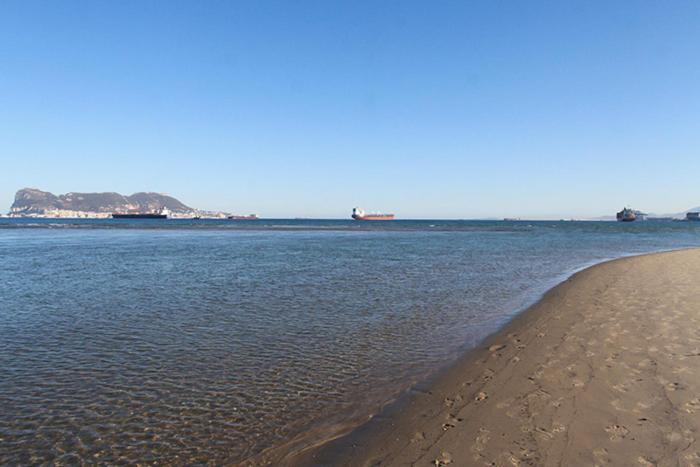Estudio A Pie De Playa Con Bano Y Cocina Privados Algeciras Exterior photo
