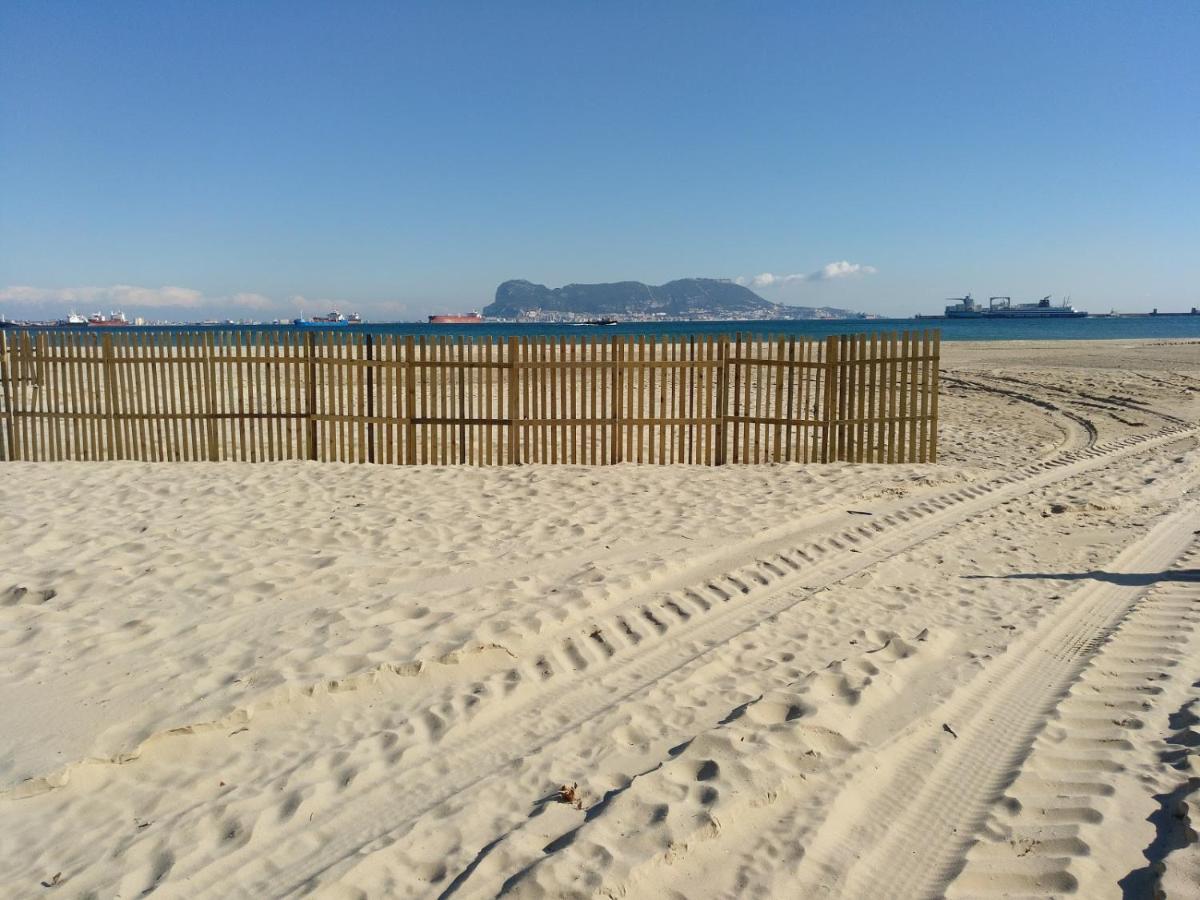 Estudio A Pie De Playa Con Bano Y Cocina Privados Algeciras Exterior photo